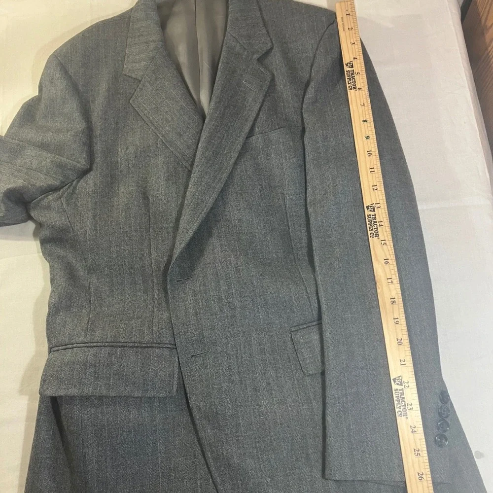 Canterbury Ltd Vintage 3Piece Suit Gray Herringbone Pinstripe 46R Union Made USA